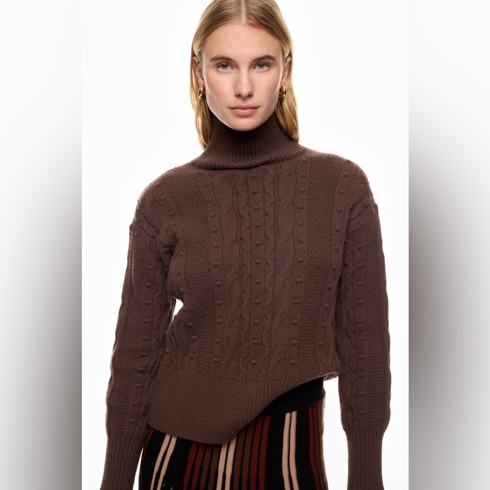 Area Stars Moore Cable Knit Top
